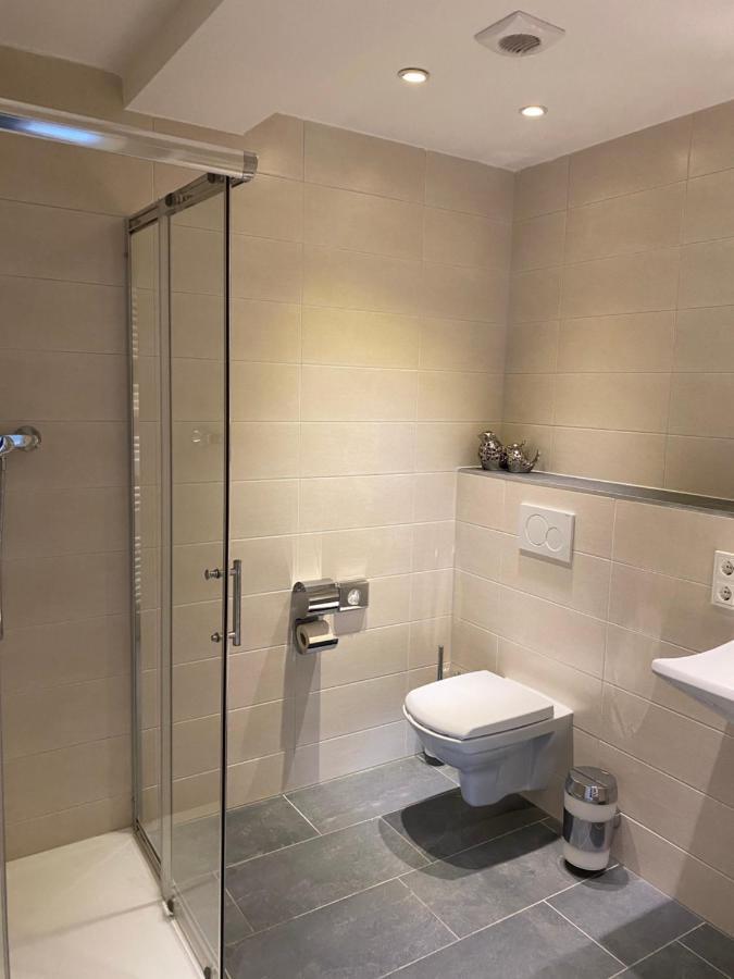 Hotel Eschberger Hof Saarbrücken Esterno foto